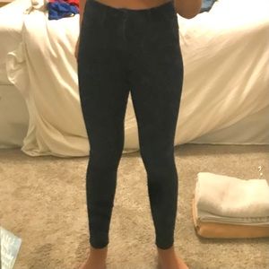 Size 2 Old Navy rockstar super skinny jeans